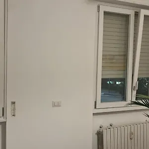 Apartamento Shining House In, Milán