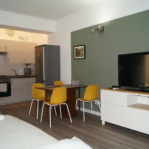House Naviglio Uno Appartamento