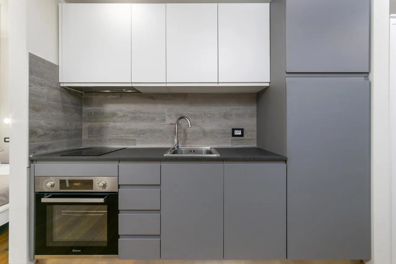 Apartament Casa Da Suite Cadorna Mediolan